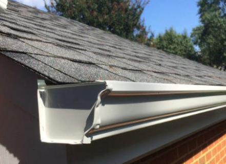 Can bad gutters damage my roof?